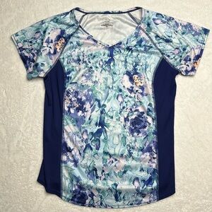 Tek Gear DryTek dry material size M medium watercolor blue floral Athletic shirt
